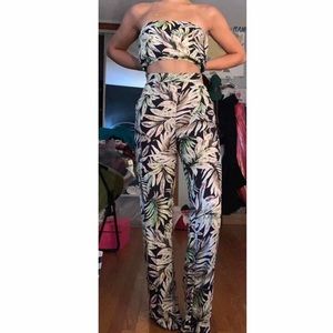 Fashion Nova Lucia set, brand new